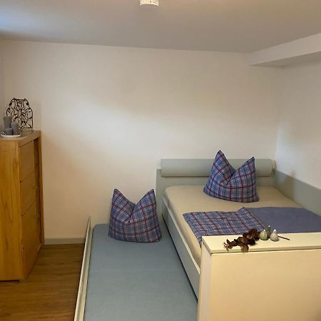 Saale Unstrut Ferienwohnung I Naumbourg Extérieur photo
