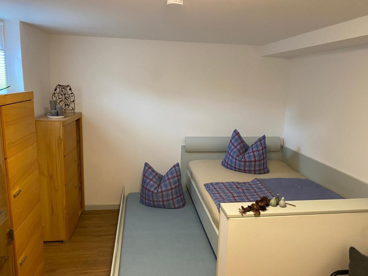 Saale Unstrut Ferienwohnung I Naumbourg Extérieur photo